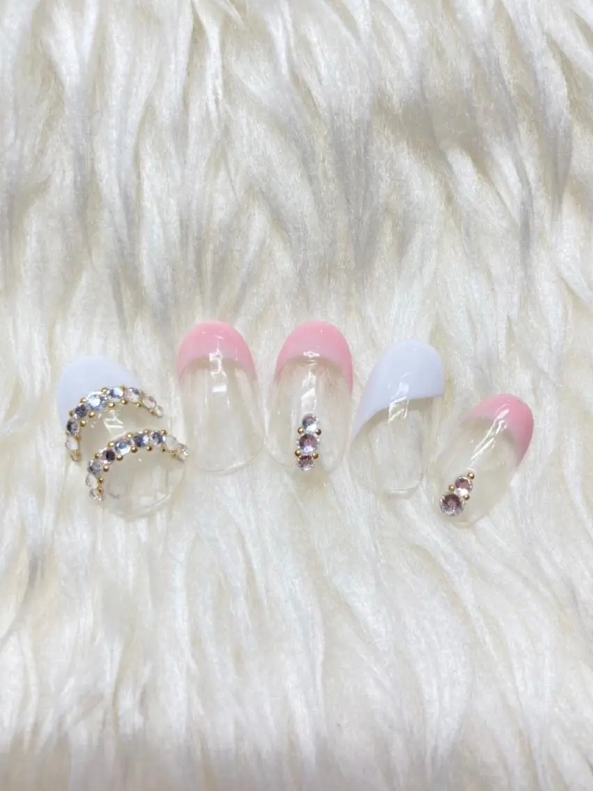 ネイル フレンチネイル ジェルネイル パラジェル ブライダルネイル ハンドネイル Nail&eye Belire 新宿のネイルデザイン