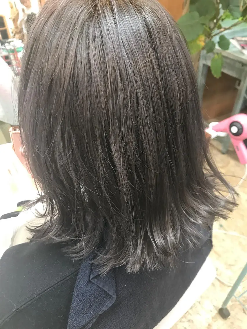 ミディアム カラー ブリーチ ディープラベンダー グレージュ ラベンダーカラー ラベンダーグレージュ 平尾 拓也のヘアスタイル