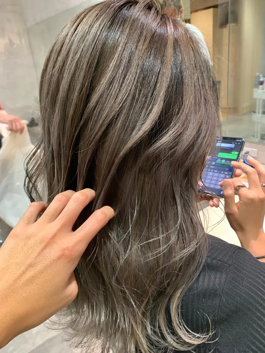 ロング カラー 髪質改善will hairdesignのヘアスタイル