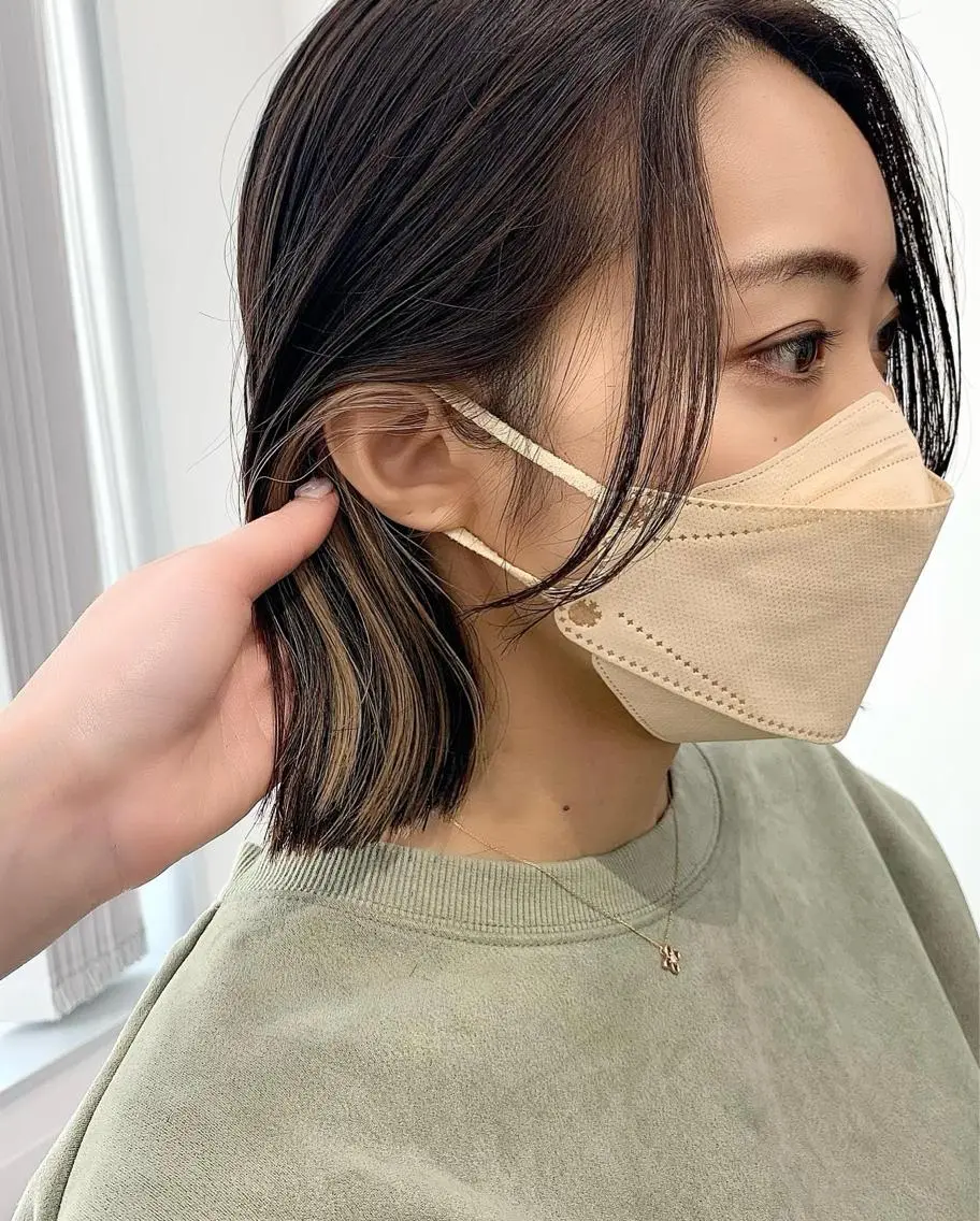 ミディアム カラー パーマ ヘアアレンジ メンズ キッズ ネイル マツエク・マツパ アイブロウ 似合せレイヤー/ 柔らか透明感カラーのヘアスタイル