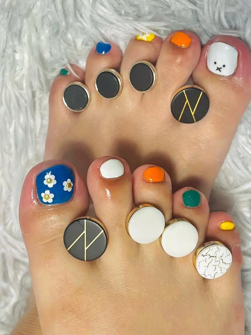 ネイル フットネイル Same🎀 所沢ネイルサロンのネイルデザイン