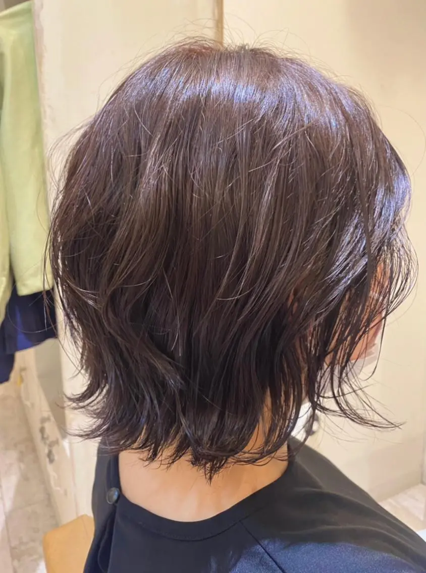 ショート カラー パーマ 外ハネヘア iizuka akiのヘアスタイル