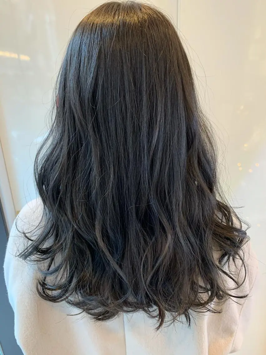 ロング カラー カット ヘアカラー トリートメント 美髪形成!色素改善! 秋田 和輝のヘアスタイル