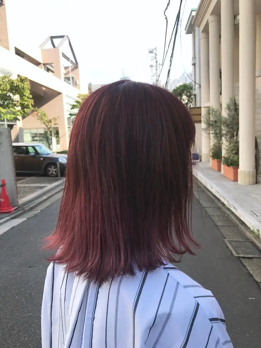 ミディアム カラー レッドカラー 色落ちまでキレイに！ ！女性サロンのヘアスタイル