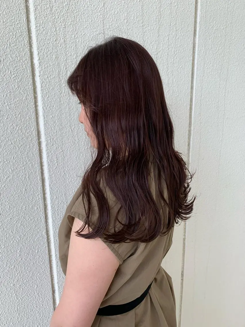 ロング カラー ベージュカラー ラベンダーカラー ラベンダーベージュ カット ヘアカラー 顔まわりカット✄ ベージュカラー🧸のヘアスタイル