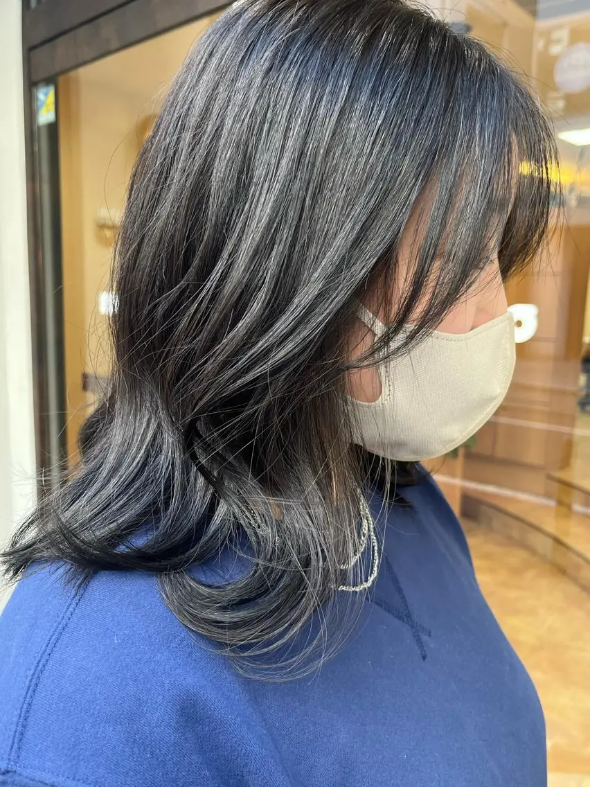 セミロング くびれヘア 韓国風ヘア 田畑 優希のヘアスタイル