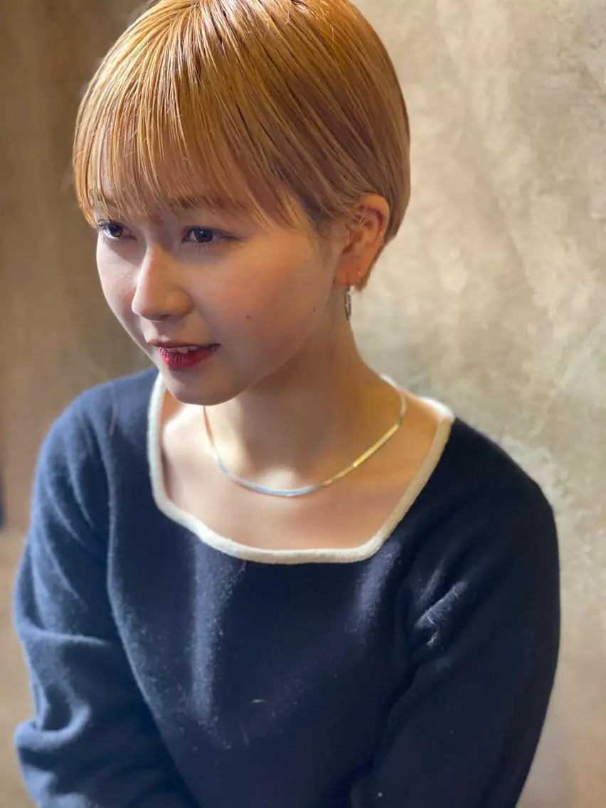 ショート カラー パーマ ハイトーンカラー カット ヘアカラー ✨ハイトーンカラー 🌈モテ髪のヘアスタイル