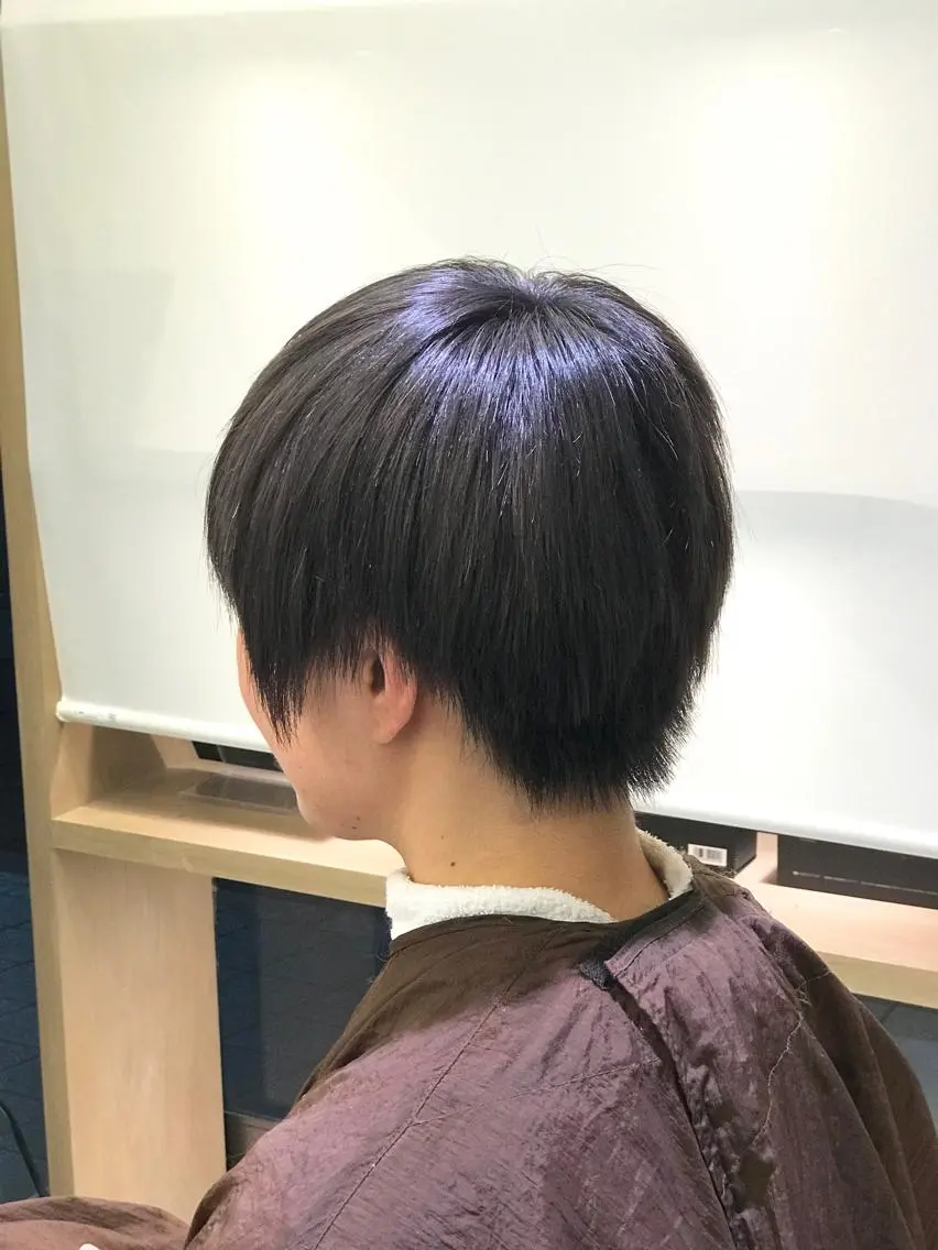 ショート カラー アッシュ ラベンダーカラー ラベンダーグレー ショートヘア Renatus店長 金子裕美のヘアスタイル