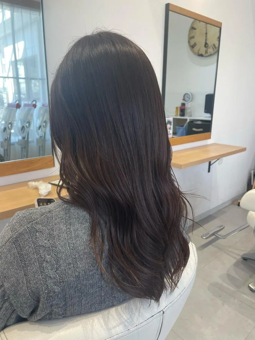 セミロング カラー ENN藤本 大輝艶感カラーのヘアスタイル