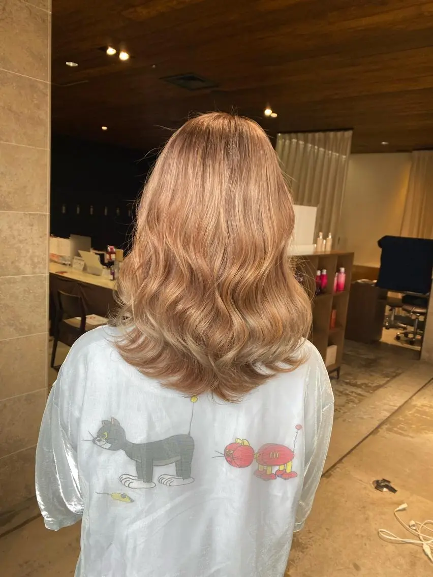 カラー カット ヘアカラー 顔まわりの神様✨ 透明感カラー藤嶋秀幸のヘアスタイル