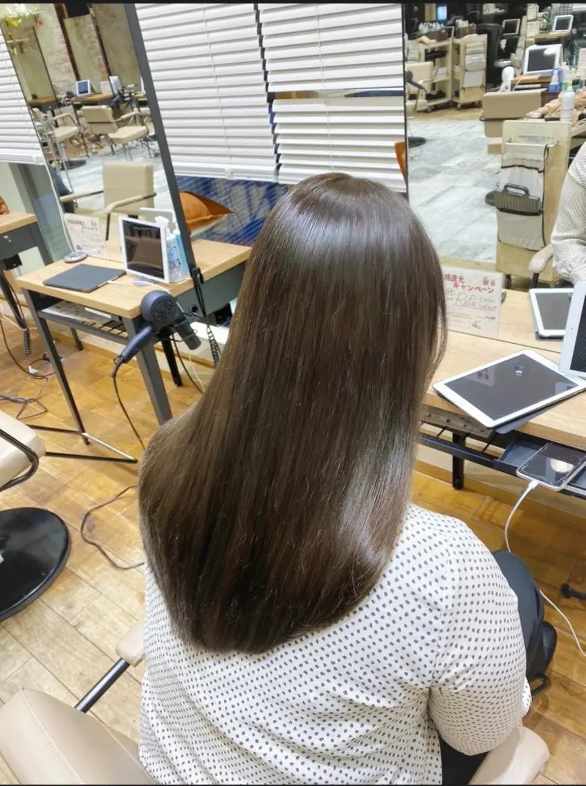 カラー 銀座/レイヤー 顔周りカット溝手優太のヘアスタイル