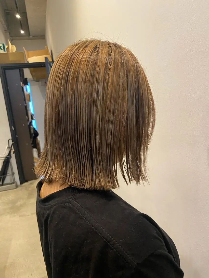 カラー ダブルカラー ハイライトカラー やました もえかのヘアスタイル