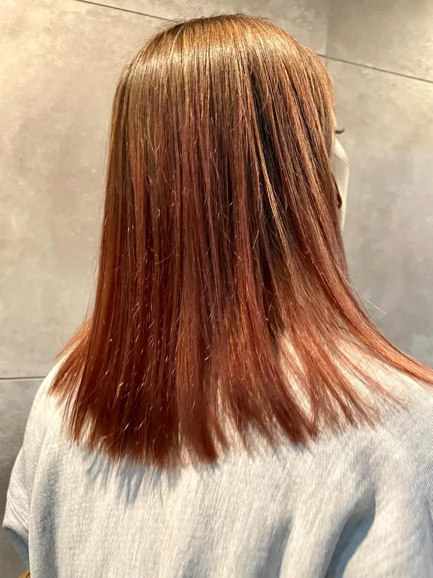 セミロング ヘアカラー KYOKA .のヘアスタイル