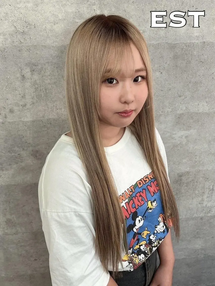 ロング メンズ ヘアアレンジ カラー シールエクステ メンズバレイヤージュ メンズブリーチ メンズハイライト メンズハイトーン MORI MARIKAのヘアスタイル