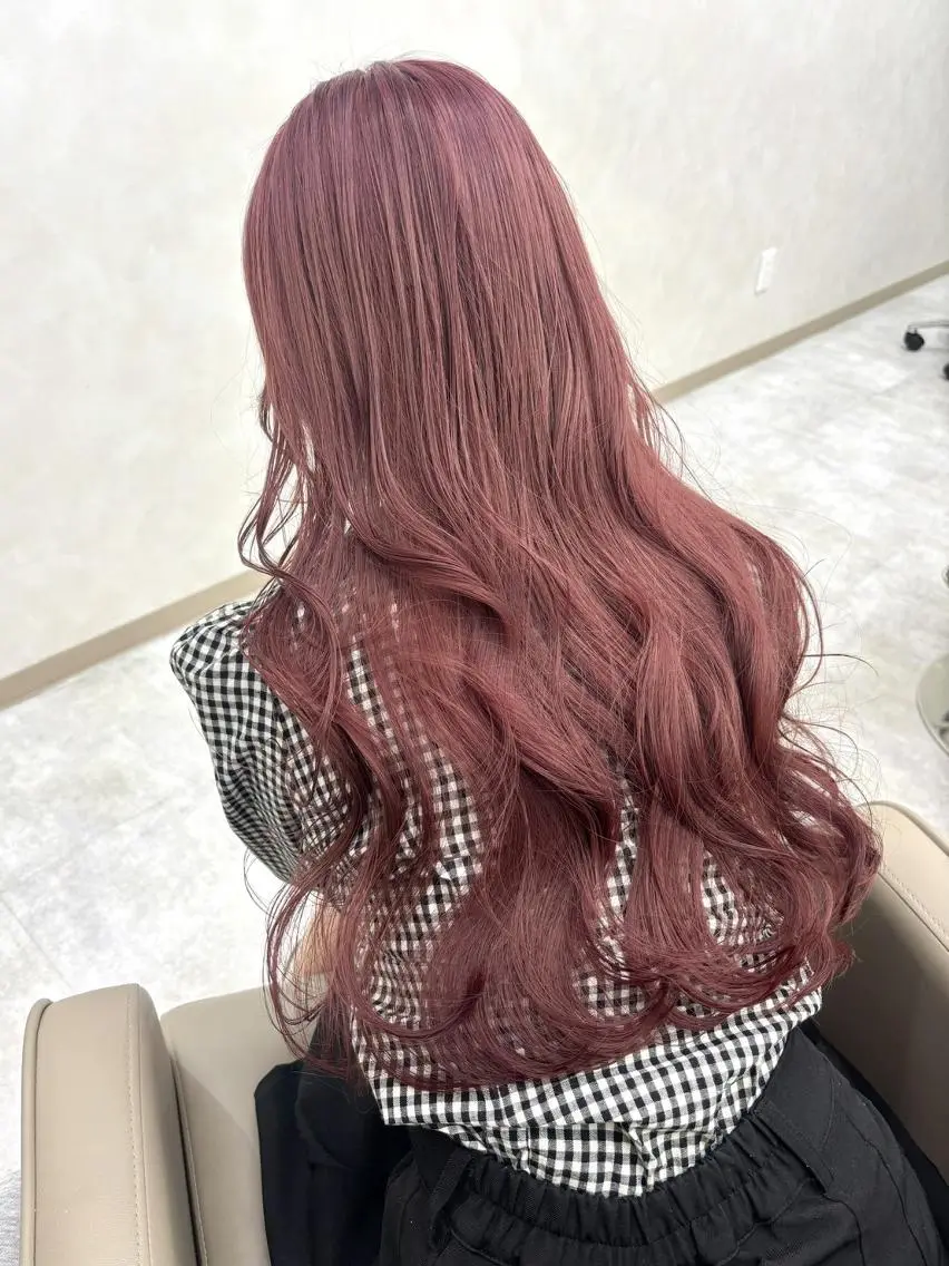 ロング カラー パーマ ピンクカラー ロング 🎀ブリーチ ハイト ーン ♡Kanon♡のヘアスタイル