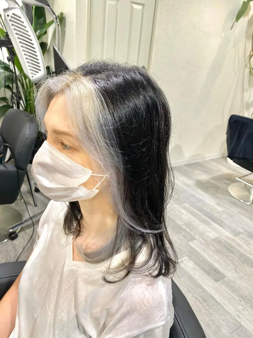 セミロング カラー アディクシーカラー バレイヤージュ ブリーチ ケアブリーチ デザインカラー ヘアカラー 先着1名様限定 カット無料のヘアスタイル