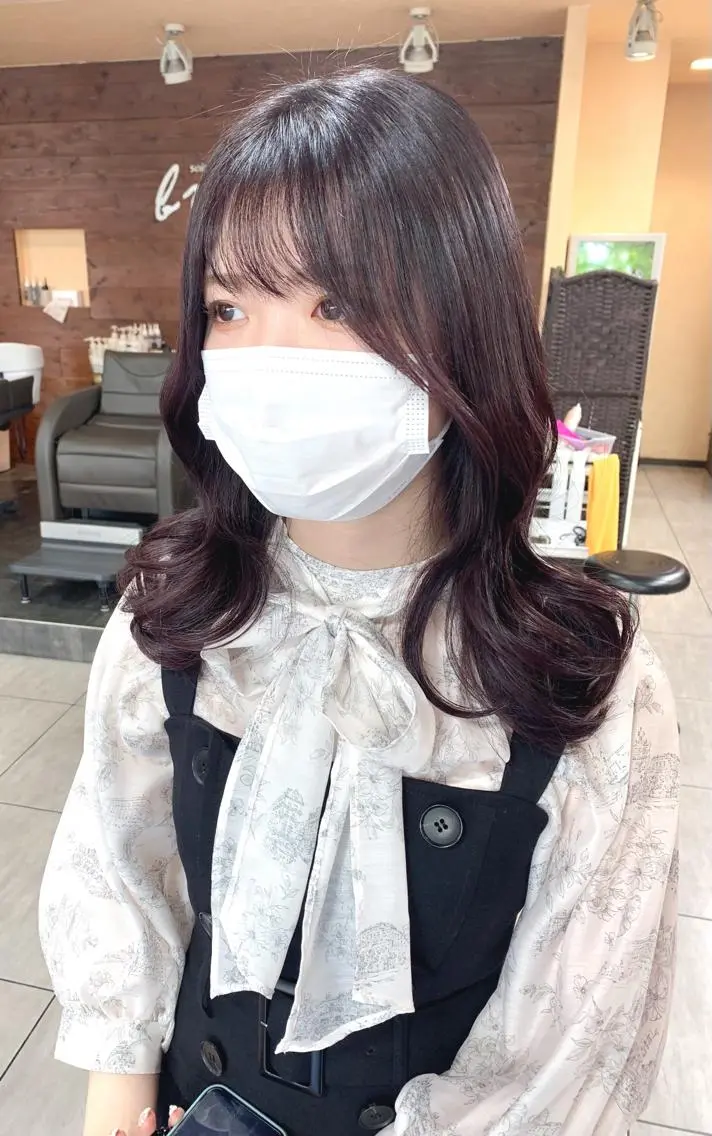 ミディアム レイヤー/艶髪カラー 森本くるみのヘアスタイル