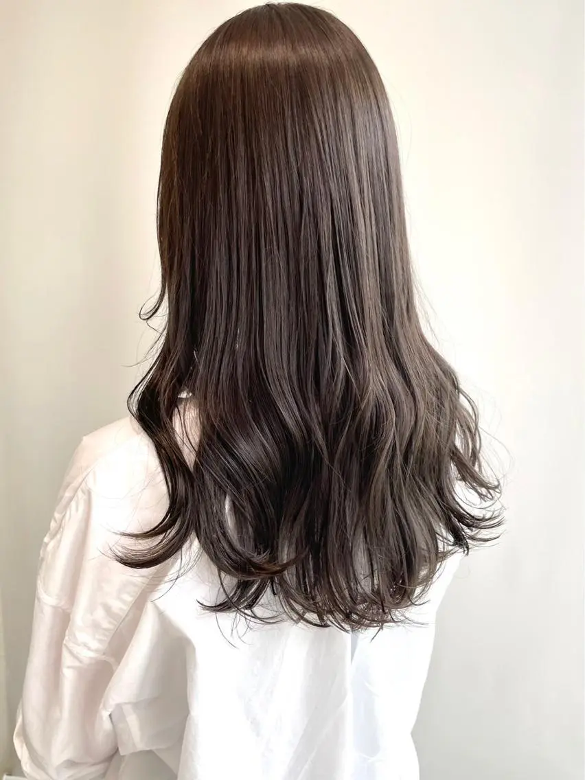 ロング カラー ベージュカラー オリーブベージュ 三軒茶屋 maoのヘアスタイル
