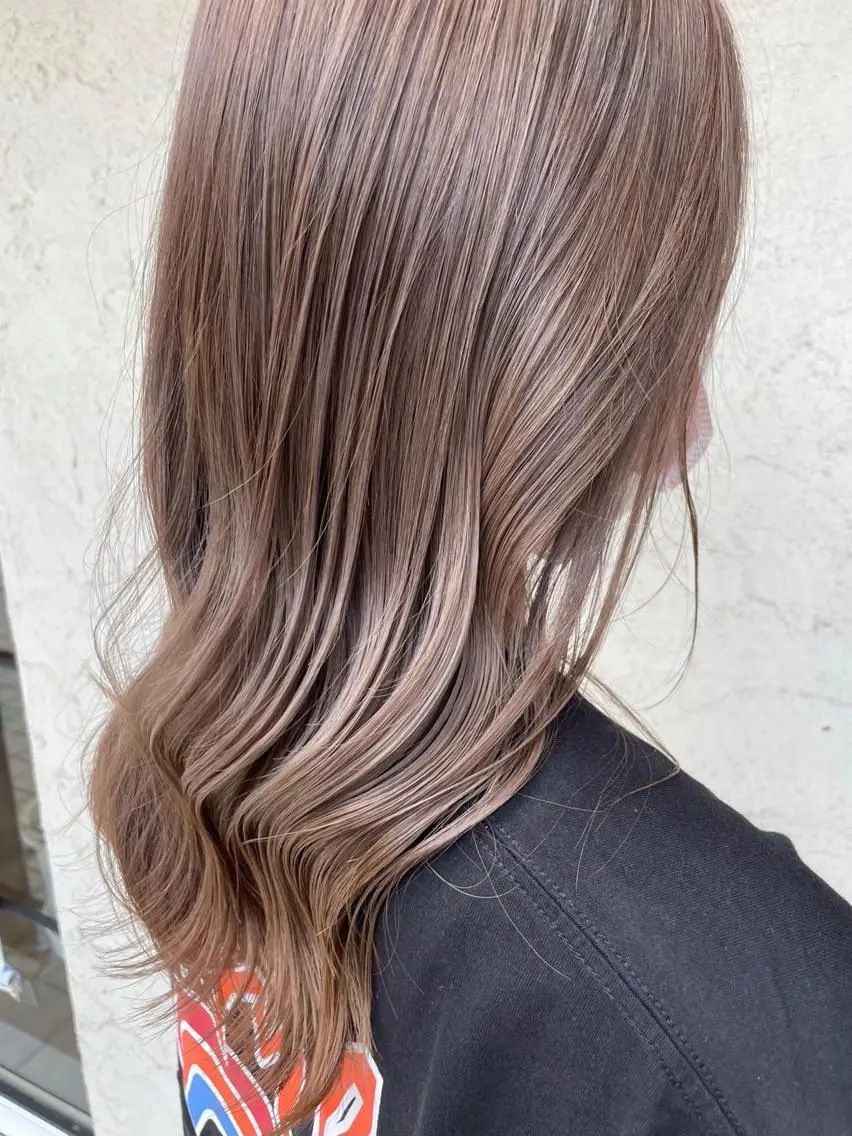 セミロング カット ヘアカラー トリートメント しもかわ かほのヘアスタイル