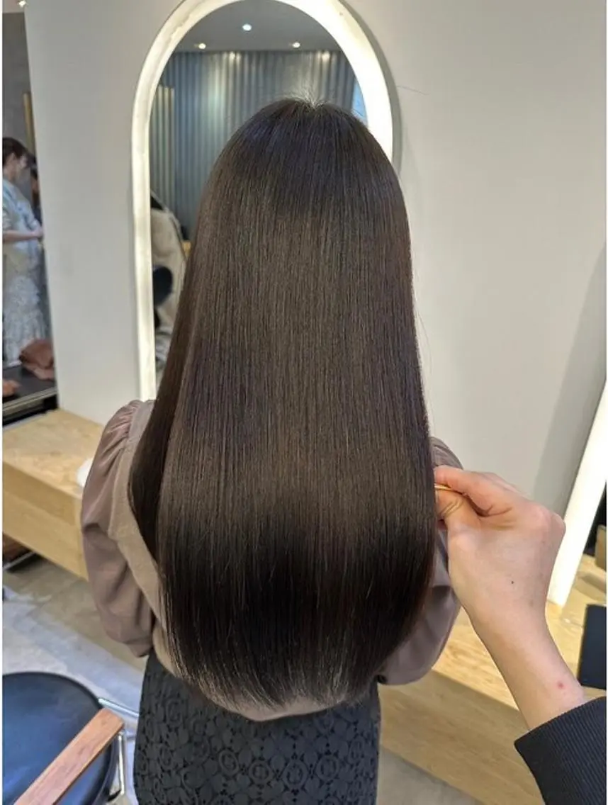 ロング 顔まわりレイヤー 髪質改善 韓国風ヘア レイヤーカット 似合わせカット カット 縮毛矯正 トリートメント 髪質改善🇰🇷レイ ヤーカット/艶透明髪のヘアスタイル