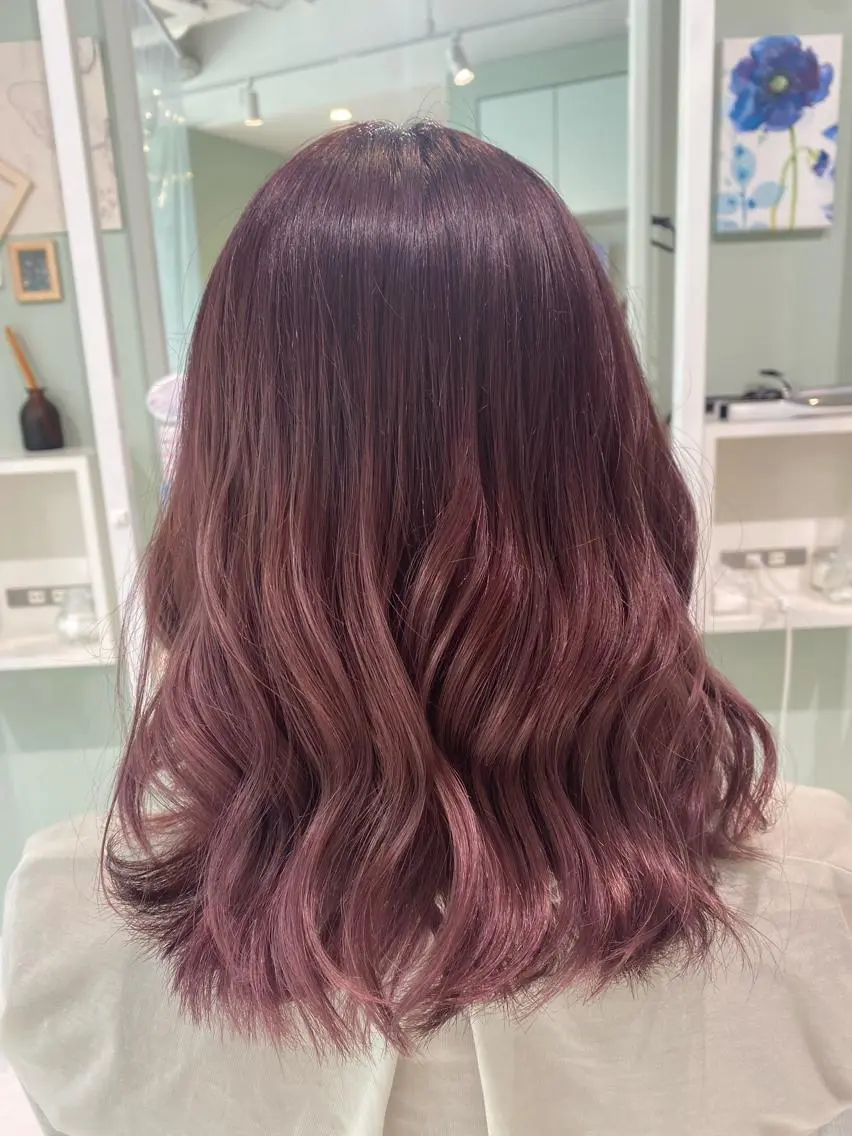 ミディアム カラー カマチョ タイスのヘアスタイル