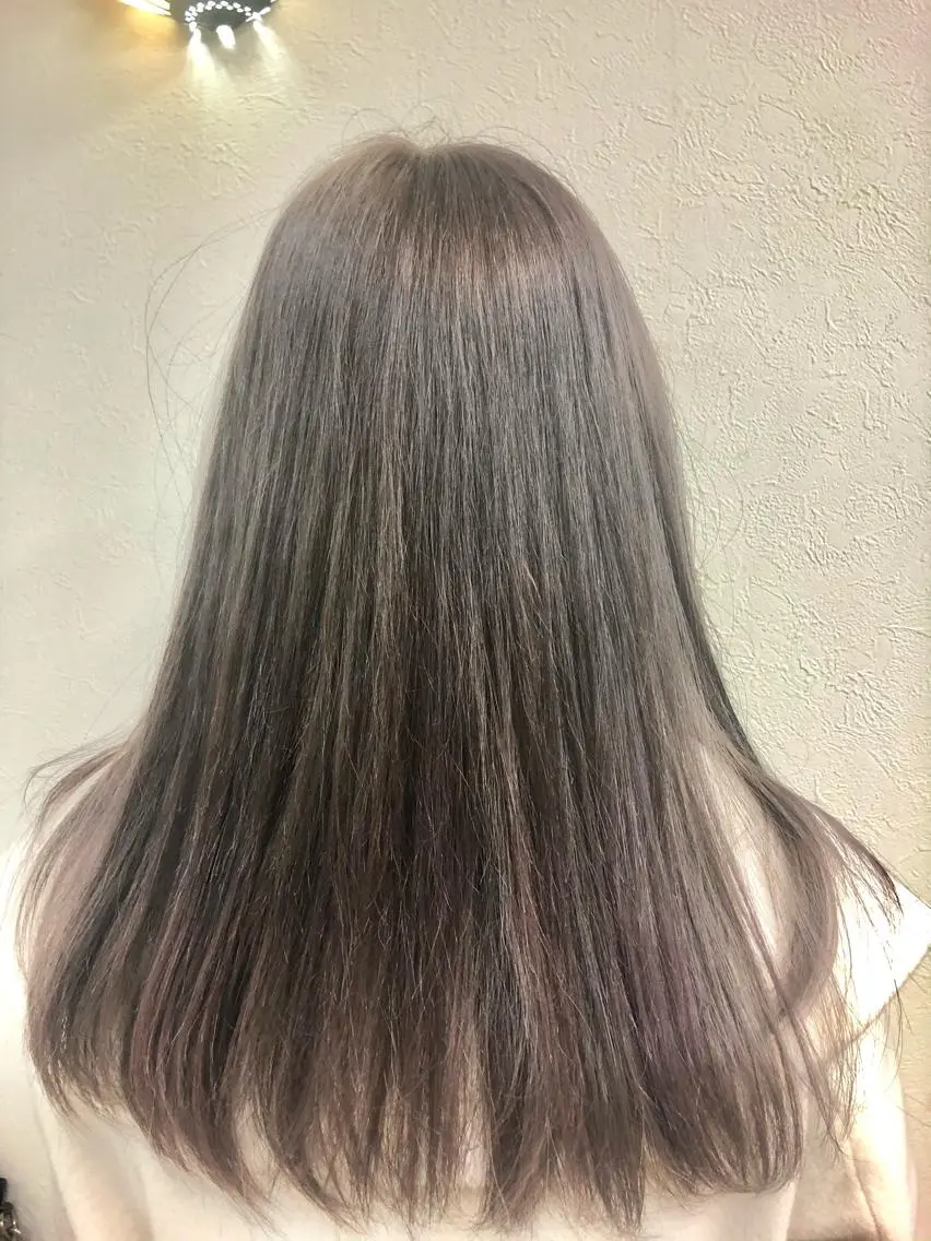 カラー 最高級エクステ /羽エクステ白石宇由のヘアスタイル