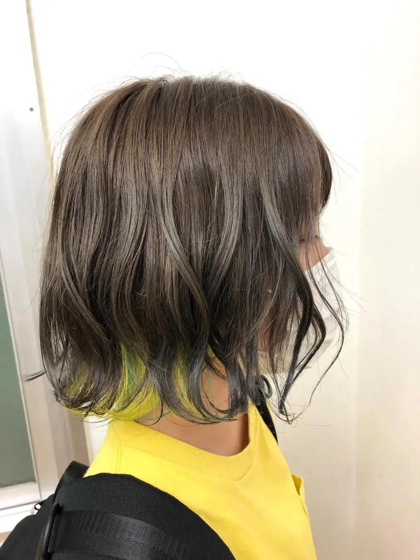 カラー インナーカラー シルバー イエローカラー 🌻透明感カラー🌻 阿井希良梨のヘアスタイル