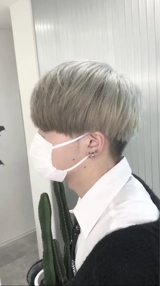 カラー メンズ カット ヘアカラー LOOP hairのヘアスタイル