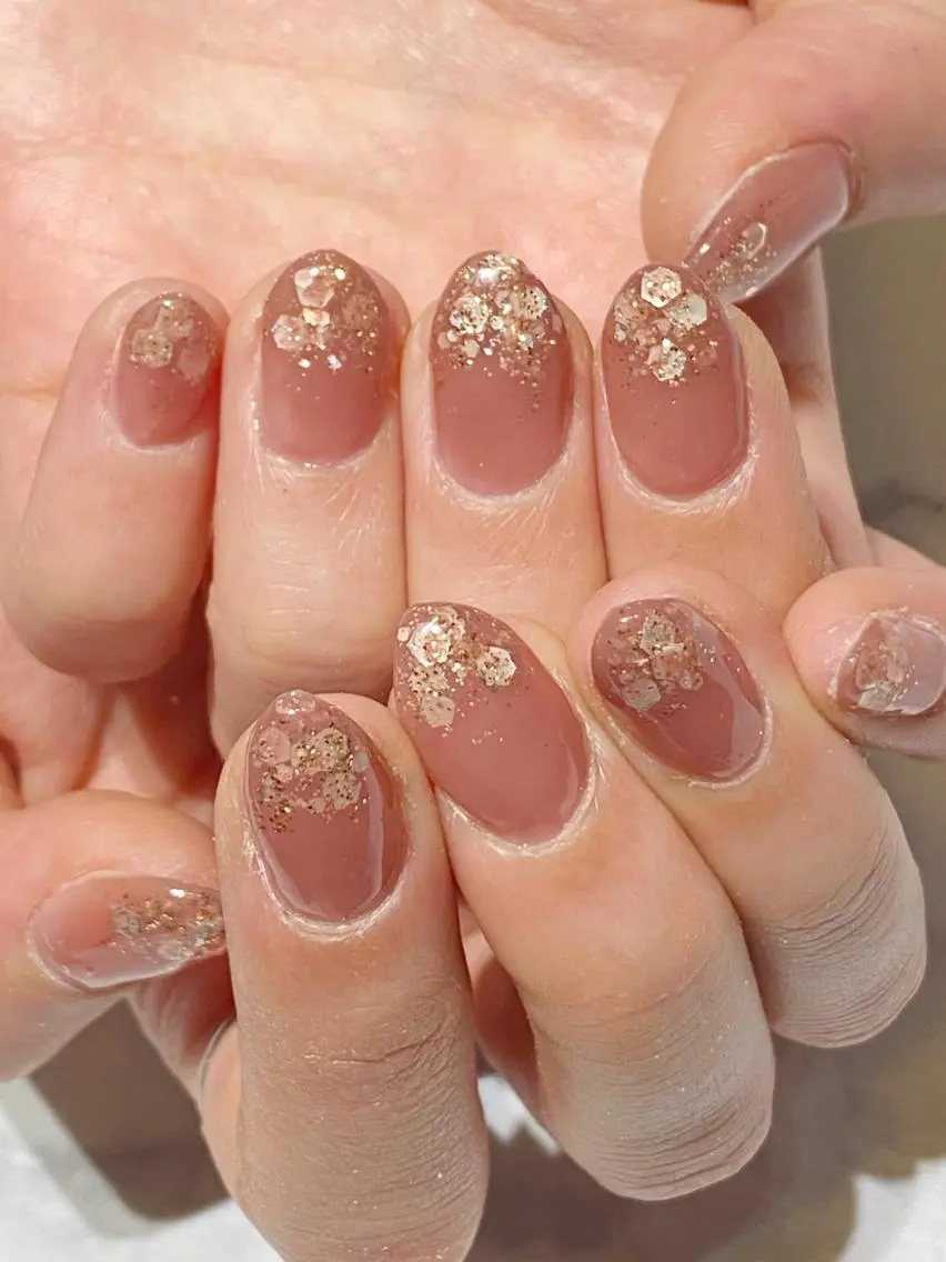 ネイル アートネイル ラメ(グリッター) ストーンネイル YUN 💅のネイルデザイン