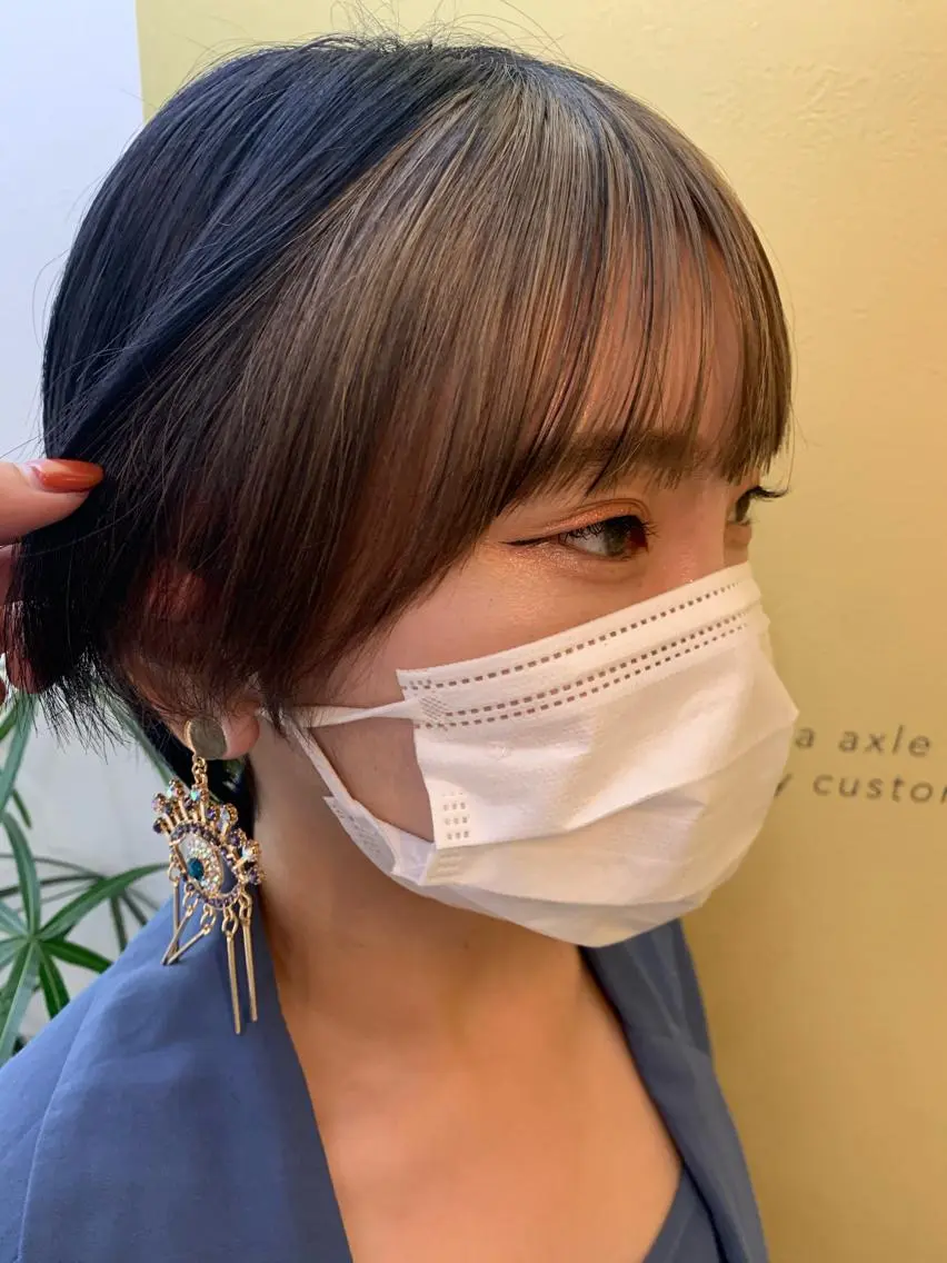 ショート カラー ミストバング 黒髪 ブルーカラー ブルーブラック  フェイスフレーミング カット ヘアカラー トリートメント hubhair レイヤー/透明感のヘアスタイル