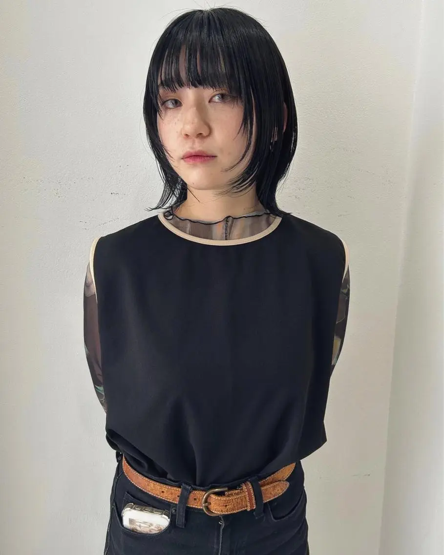 ミディアム カラー ボブ 伸ばしかけ ウルフカット カット ヘアカラー トリートメント 村上雅人 ナチュラルモードのヘアスタイル