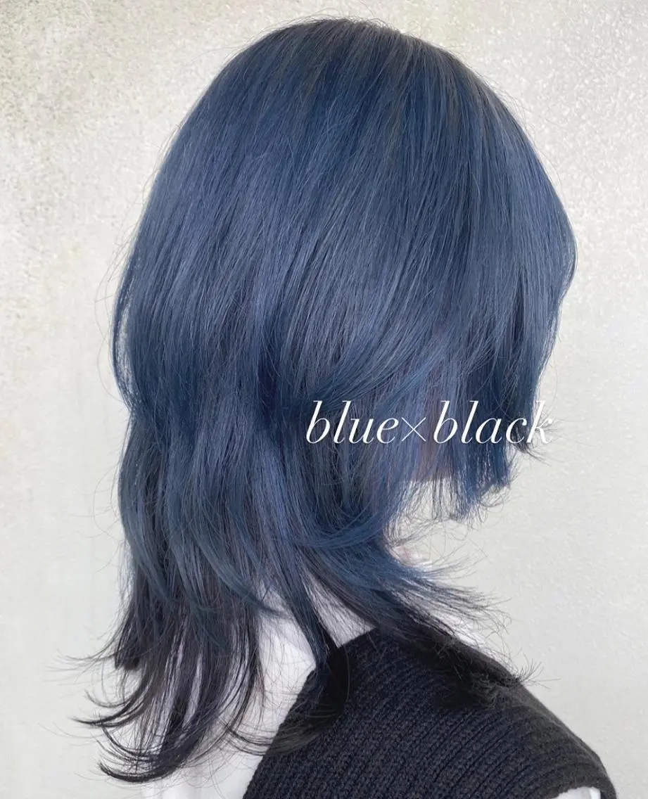 セミロング PINQ ピンクのヘアスタイル