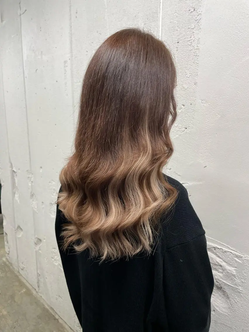 ロング カラー シールエクステ バレイヤージュ ミストバング ダブルカラー  フェイスフレーミング ヘアカラー エクステ 🧡艶髪/エクステ 🫧🧡YUKI❄️のヘアスタイル