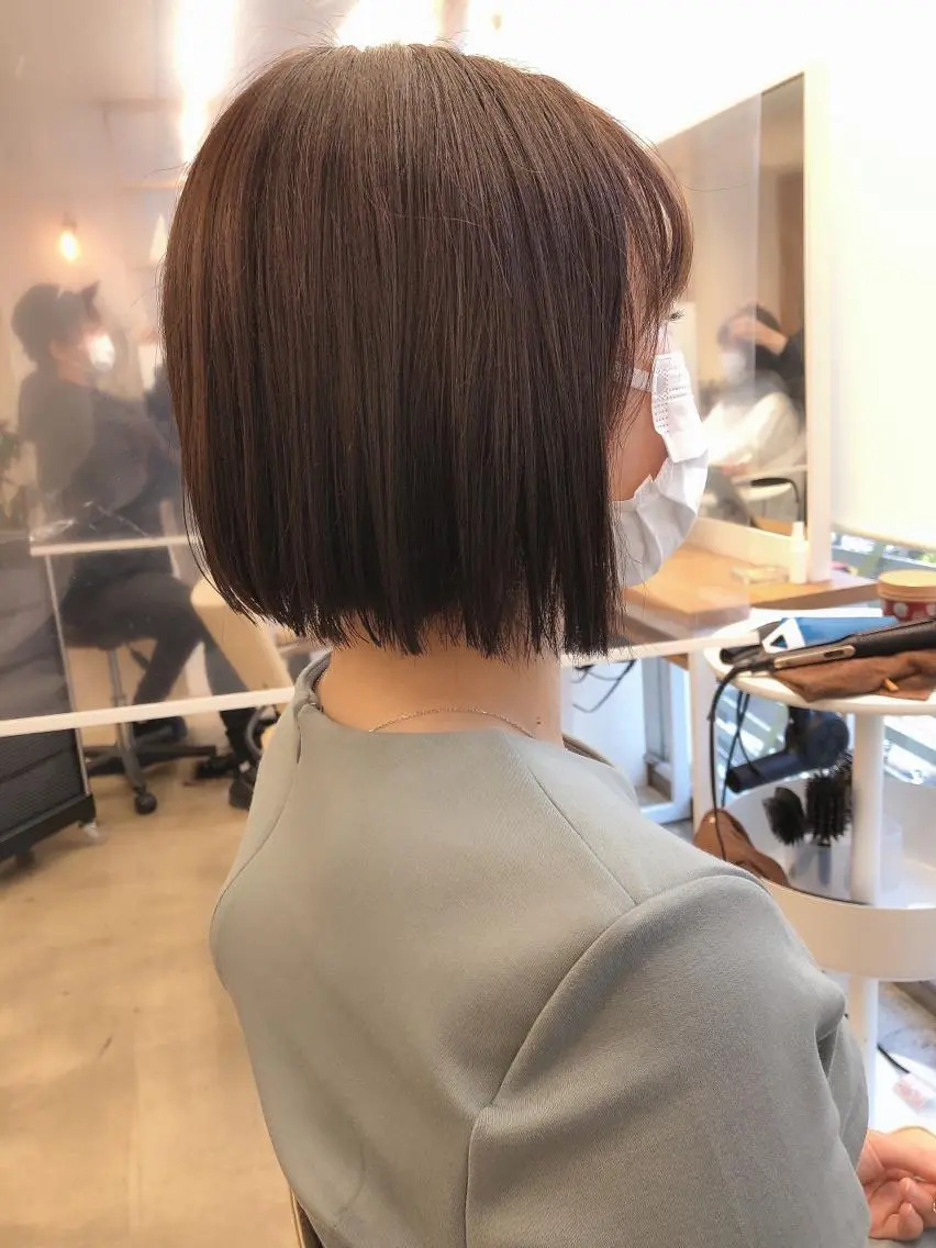 ミディアム ボブ 杉野 凜のヘアスタイル