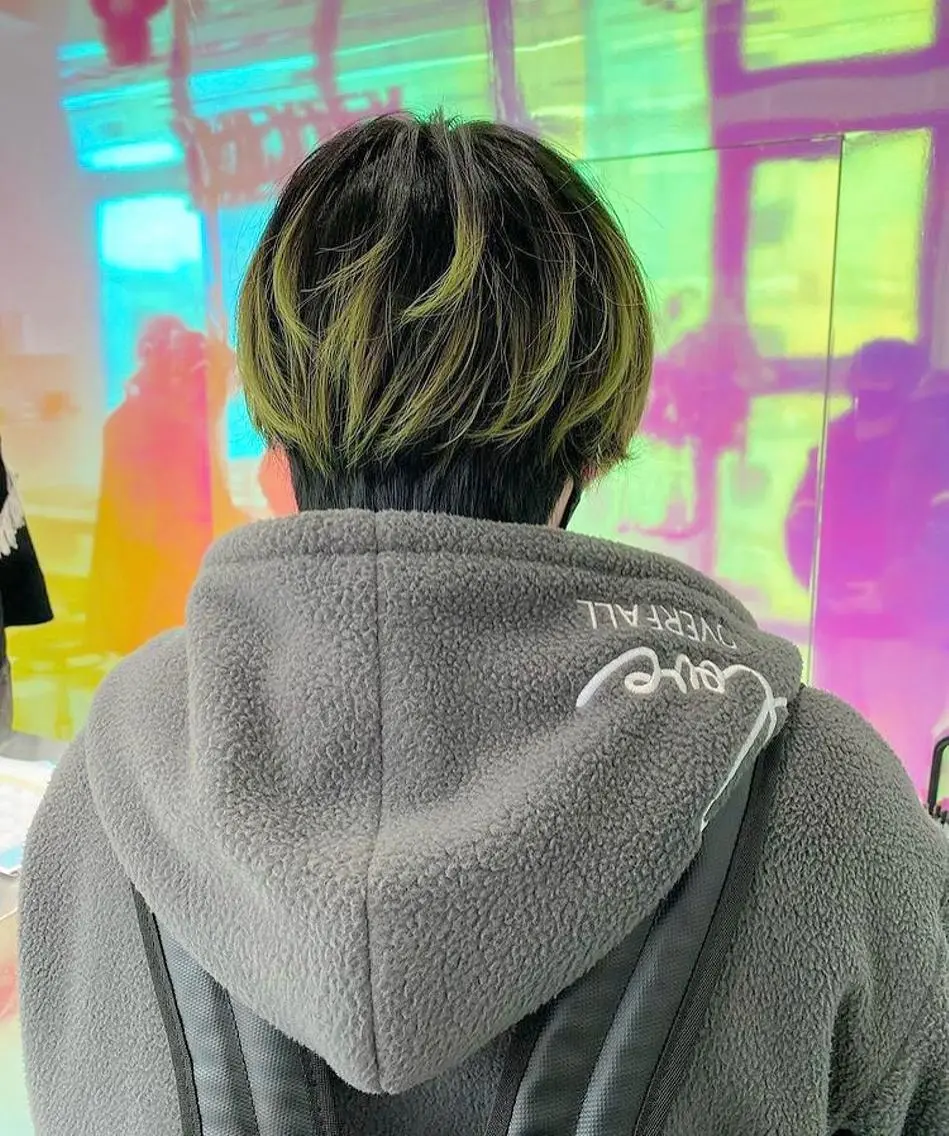 ショート カラー パーマ ヘアアレンジ メンズ キッズ ネイル マツエク・マツパ アイブロウ KANAMI 🌏のヘアスタイル