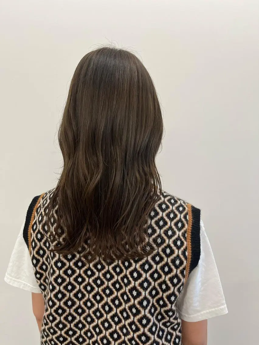 セミロング カラー ヘアアレンジ 韓国好き🇰🇷 美容師MIKUのヘアスタイル