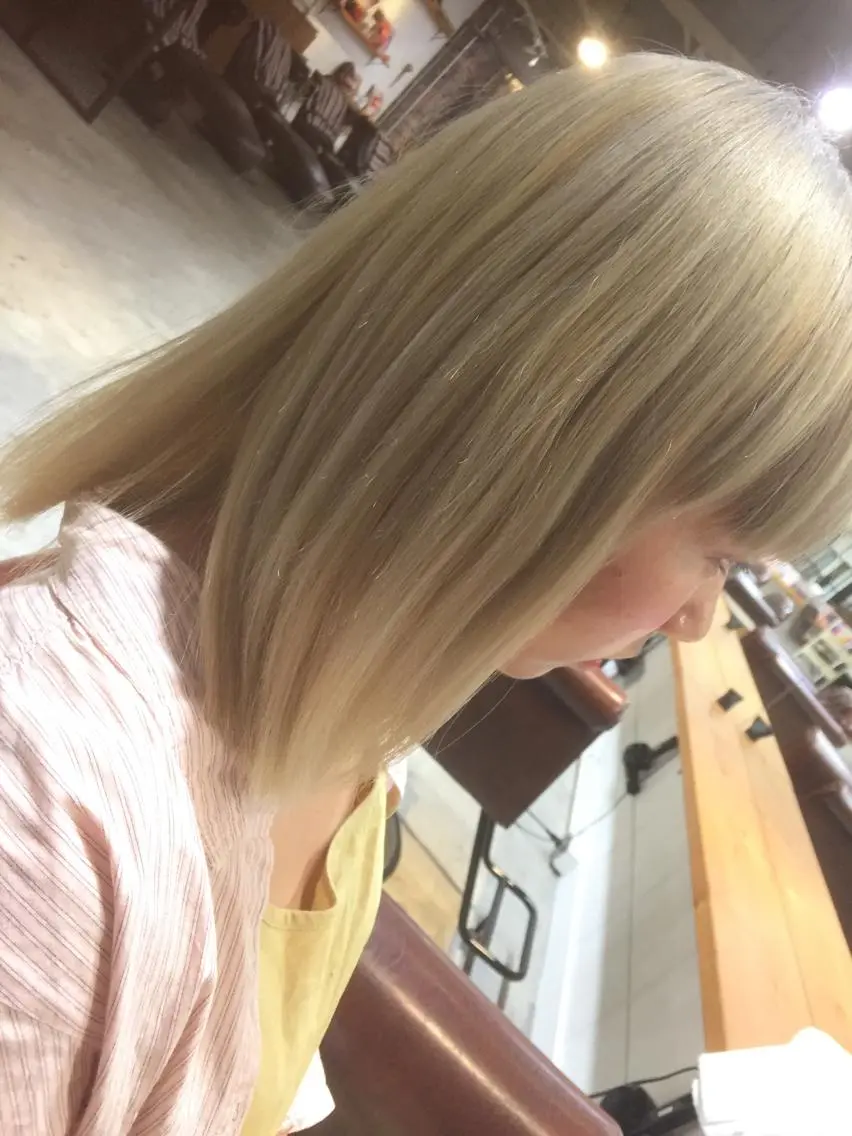 ショート カラー ハイトーンカラー 竹嶌 健吾のヘアスタイル