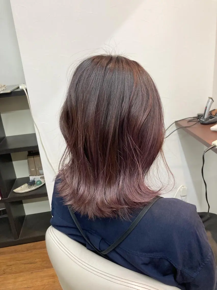 ミディアム ハイライト ヘアと眉Otsuka Hikari💆‍♀のヘアスタイル