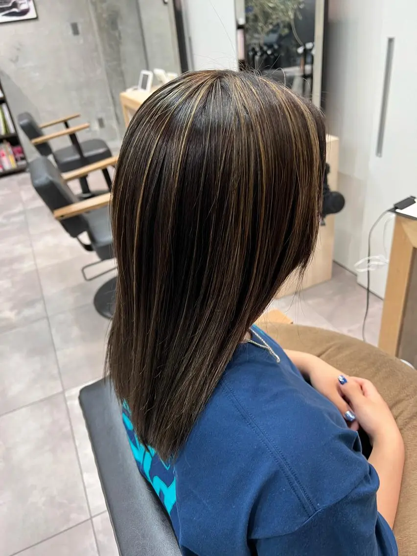 ミディアム カラー ヘアカラー トリートメント 🌞レイヤー×カラー 前川那津美🌞のヘアスタイル