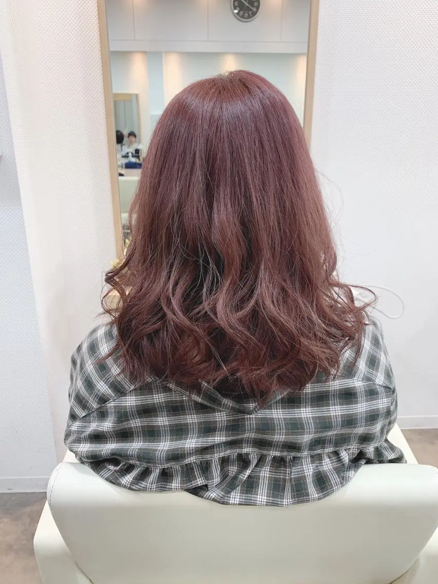 セミロング N°rico川喜田 里衣のヘアスタイル