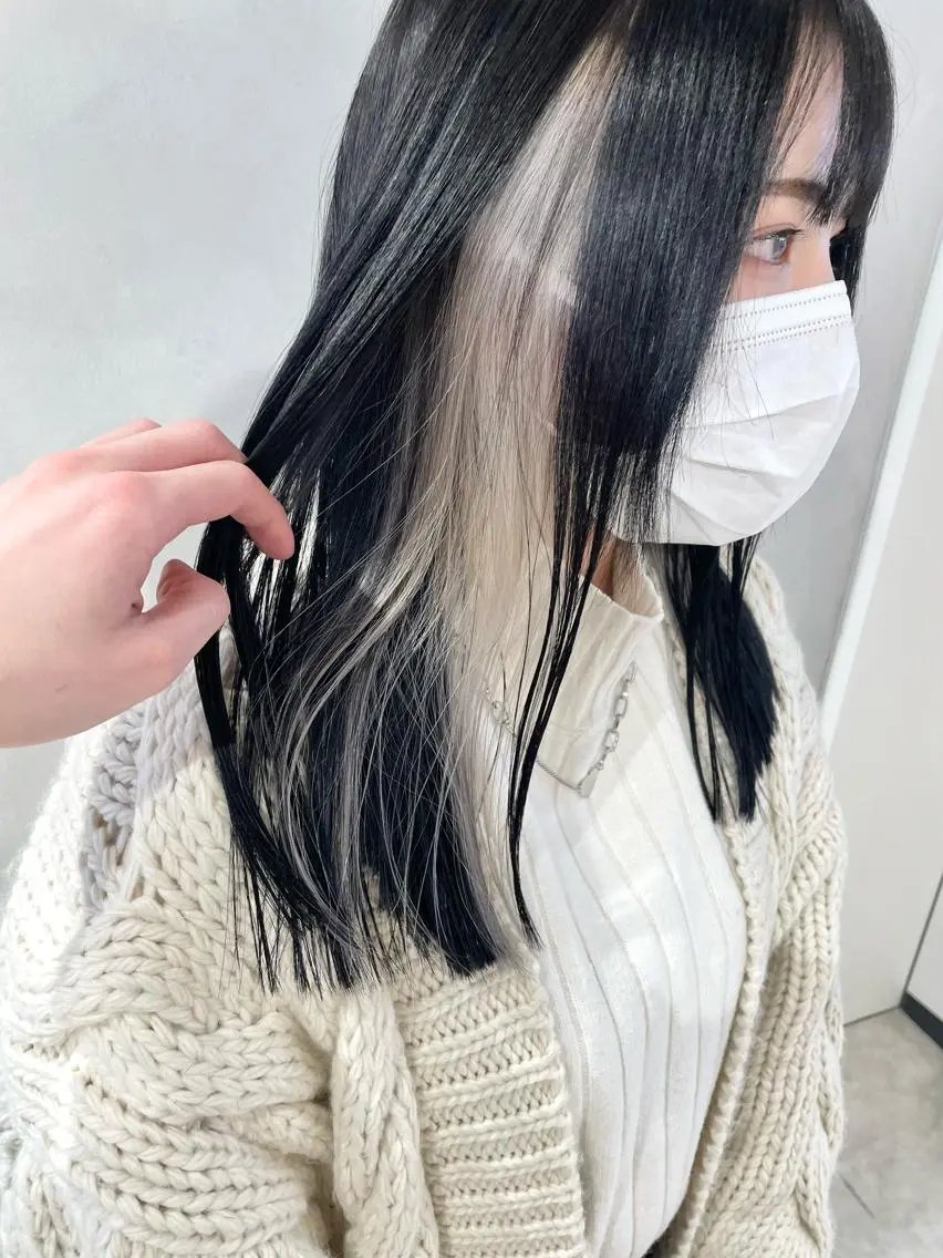 ロング カラー イヤリングカラー ハイトーン×レイヤー /遠藤将太のヘアスタイル