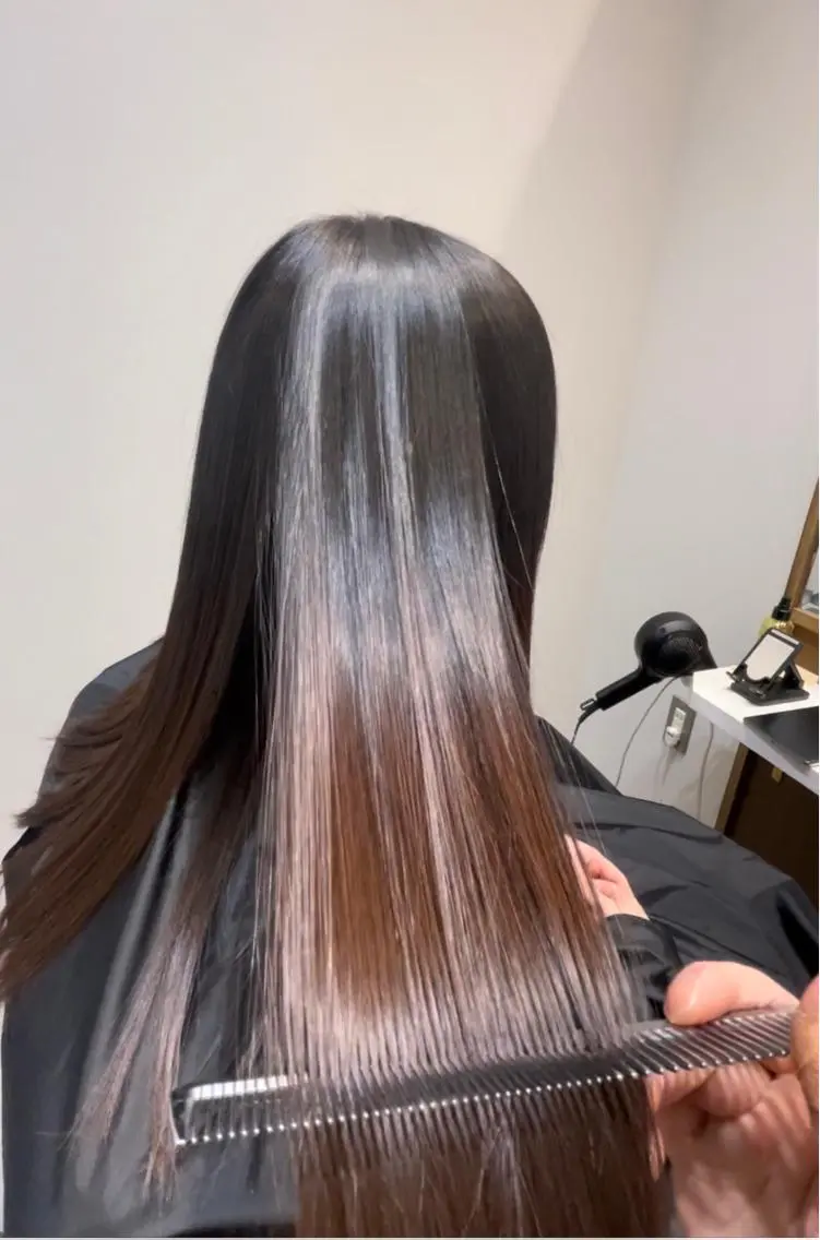 ロング 縮毛矯正 カット 縮毛矯正 トリートメント 荒木 理緒のヘアスタイル