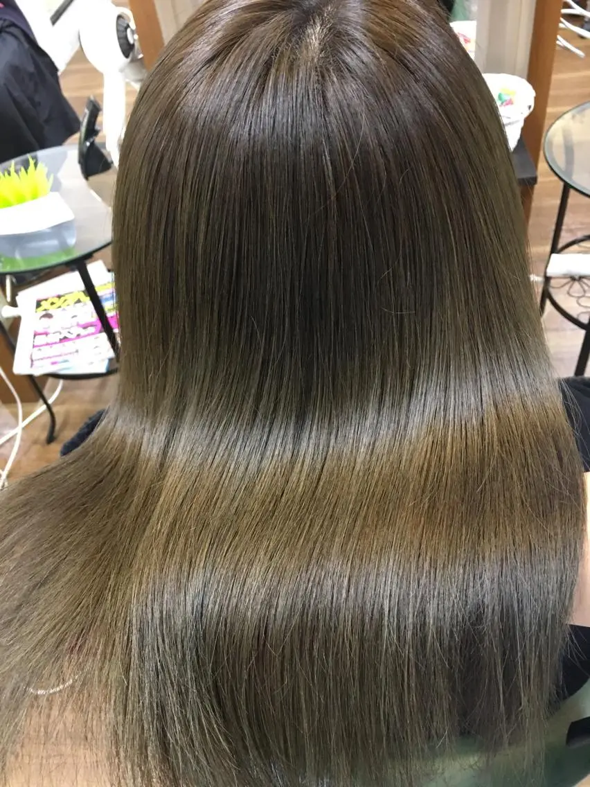 ミディアム カラー SHIORI💜口コ ミNo.1艶カラーのヘアスタイル