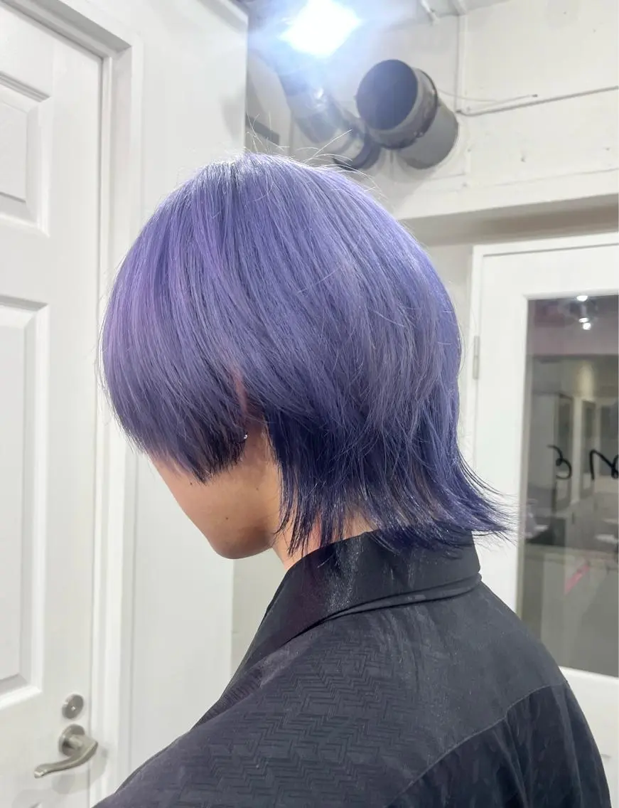 カラー メンズ ヘアカラー トリートメント ♱地雷カラー♱ウルフ ♱ 藍衣 ♱のヘアスタイル