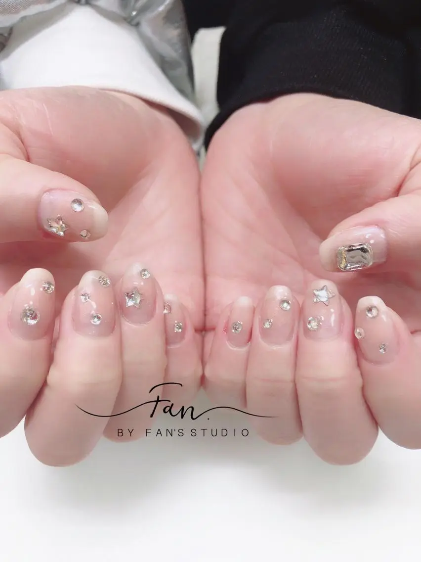 ネイル 🌻FAN'S STUDIO池袋🌻のネイルデザイン