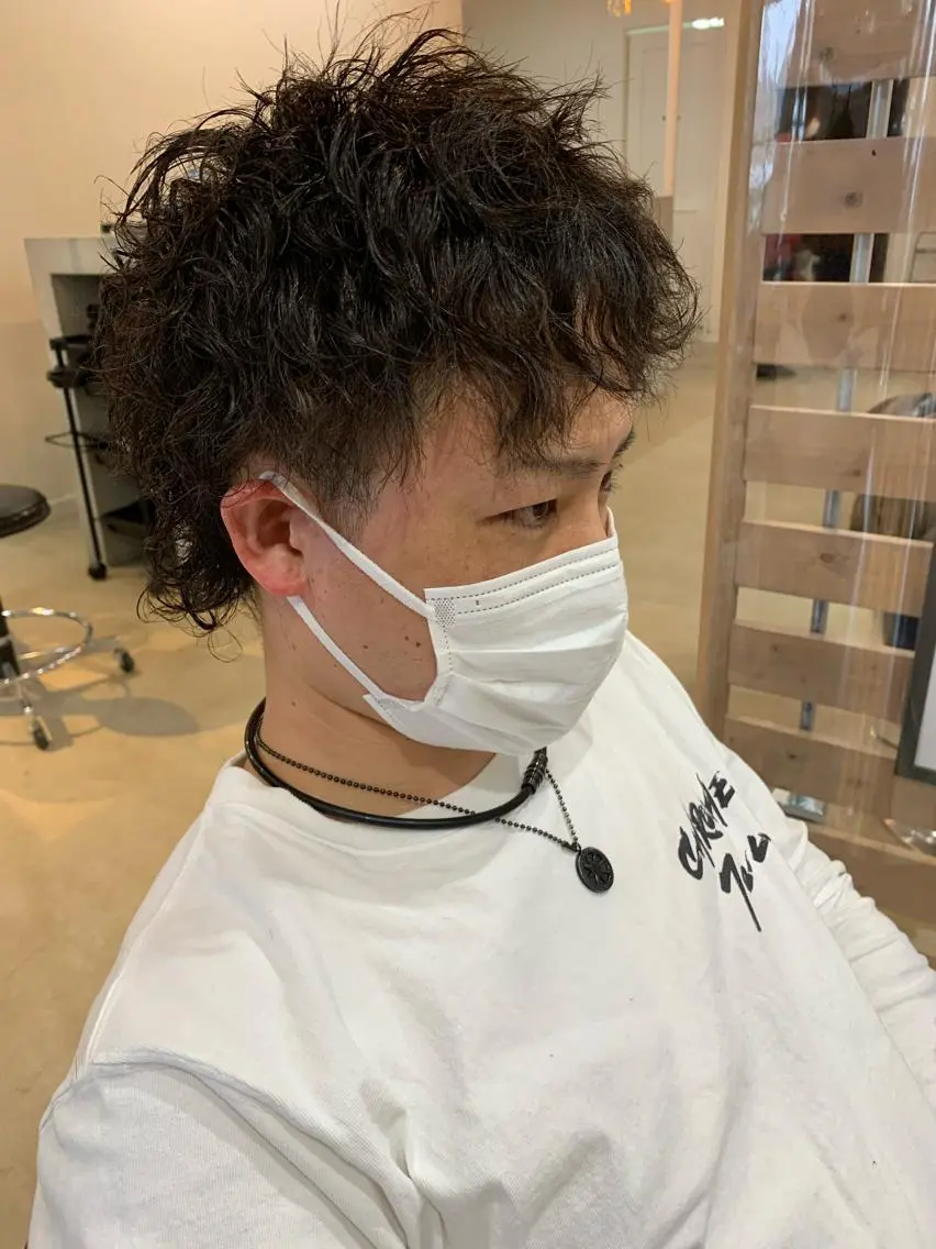 ミディアム パーマ ミディアムパーマ ツイストスパイラルパーマ スパイラルパーマ 眉毛ワックス konomiの眉毛・アイブロウイメージ