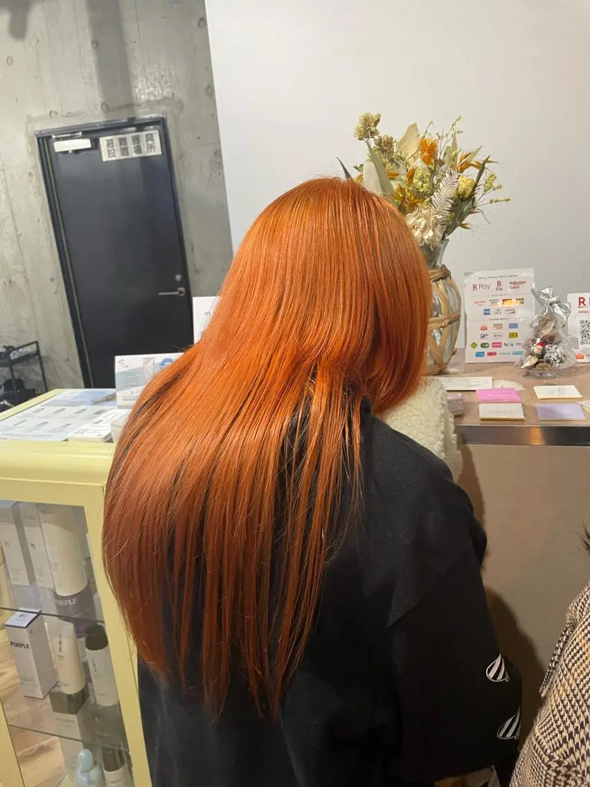ロング カラー ヘアカラー トリートメント SHOTO ハイトー ン/ブロンドカラーのヘアスタイル