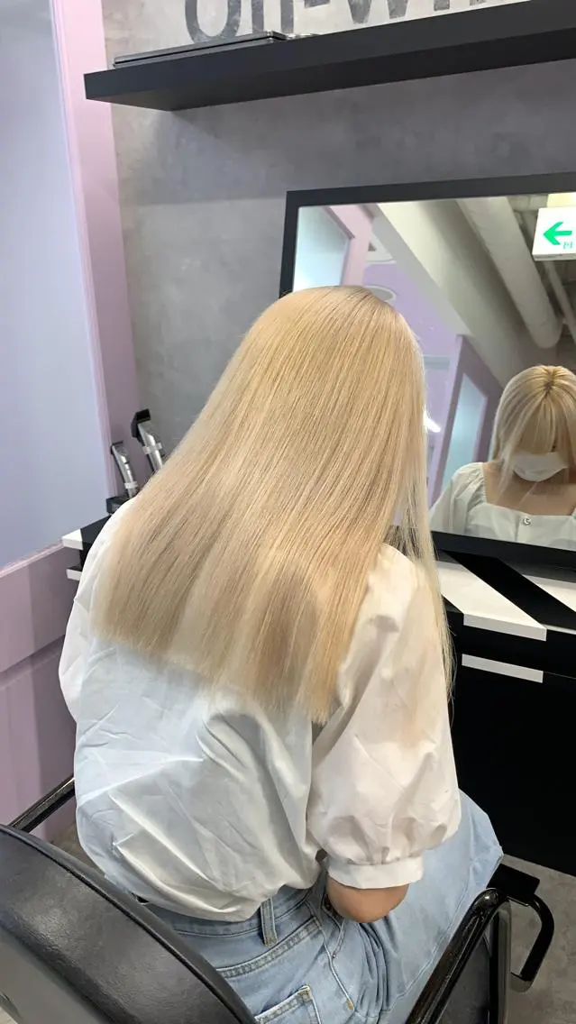 ロング 派手髪支持率No1 Eisukeのヘアスタイル