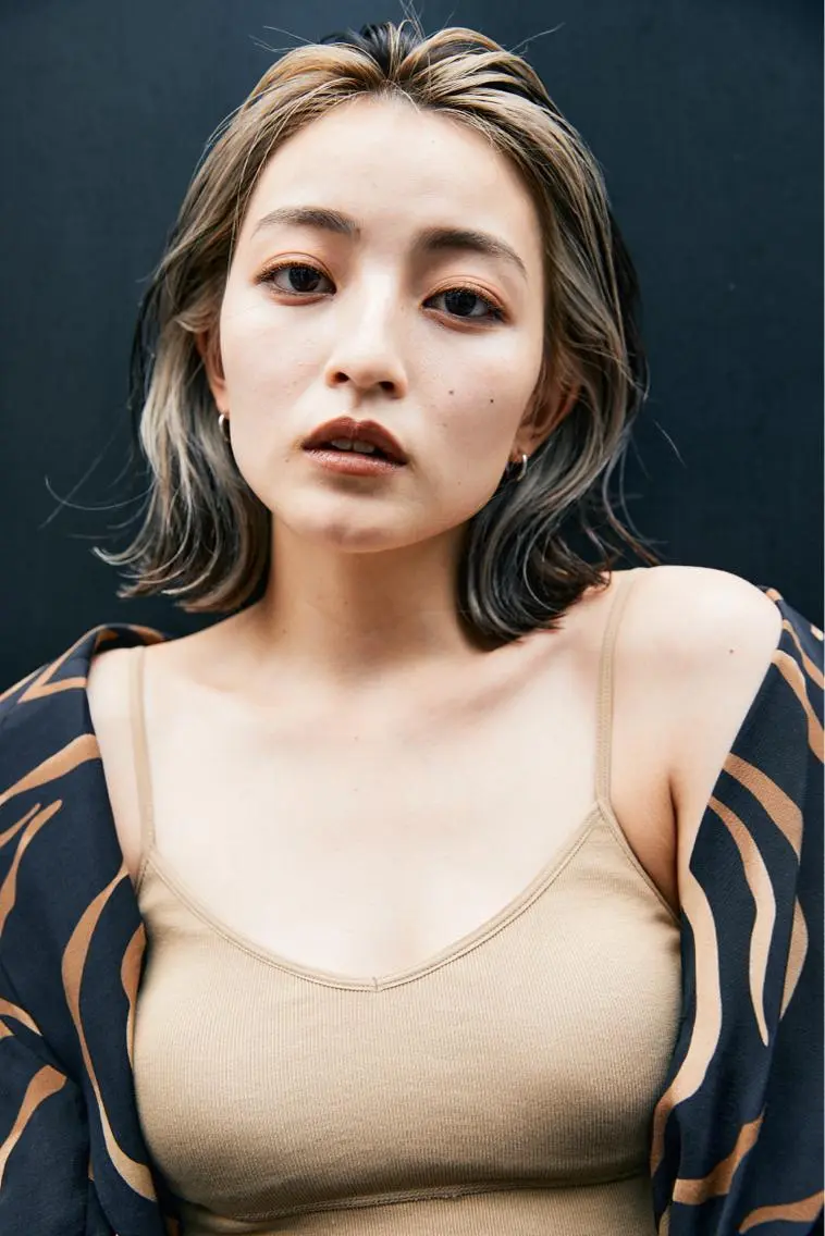 ショート カラー ヘアアレンジ ブリーチダブルカラー 元町三宮/三ノ宮のヘアスタイル