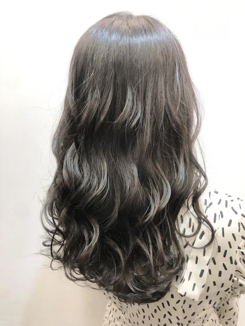 カラー オリーブグレー カット ヘアカラー トリートメント ヘッドスパ グレージュ/髪質改善 Yamato.hのヘアスタイル